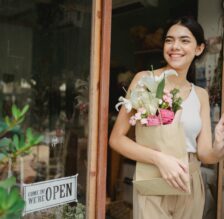How to get prospects to fall in love with you